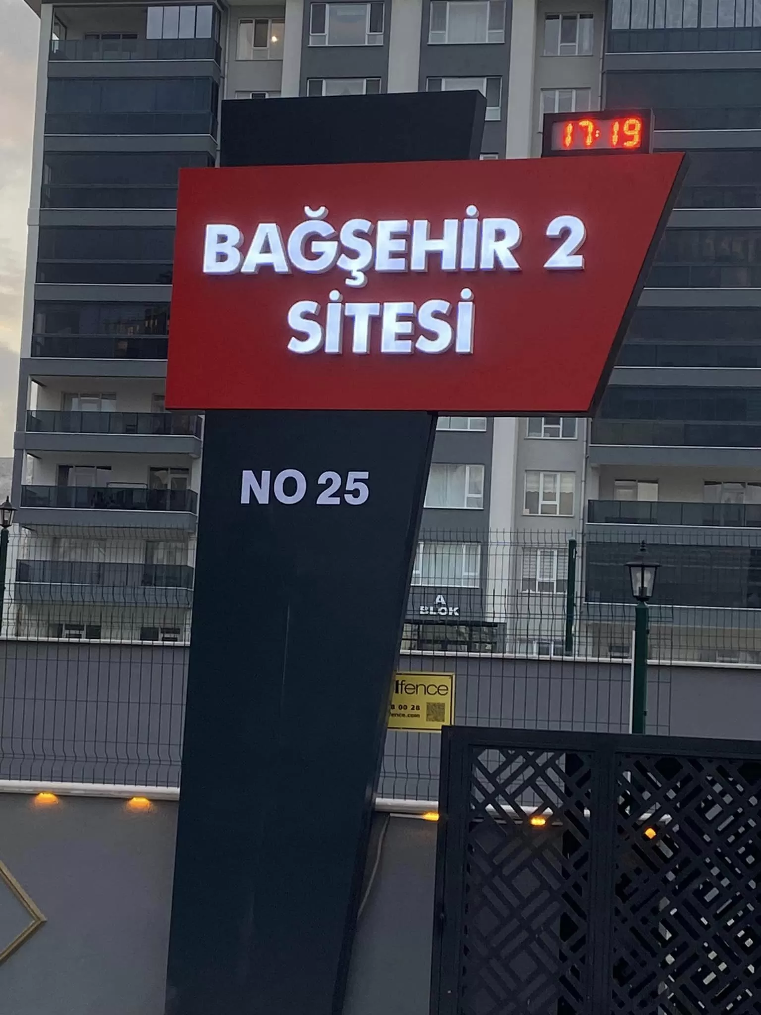 Site girişine uygun totem tabela | Ankara Reklamcı tabela